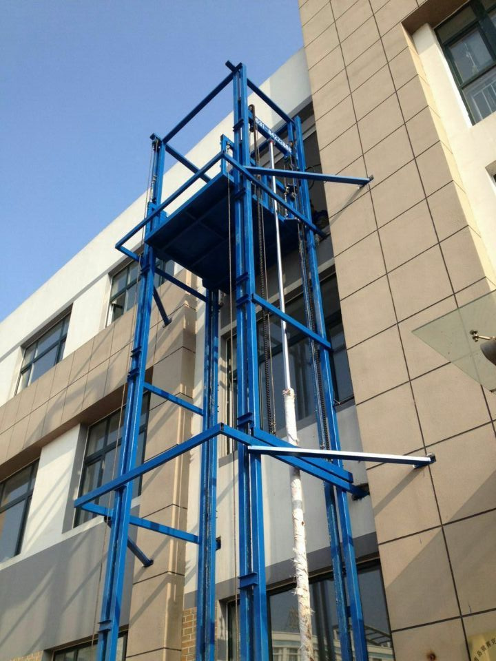 四层货梯 室外货梯