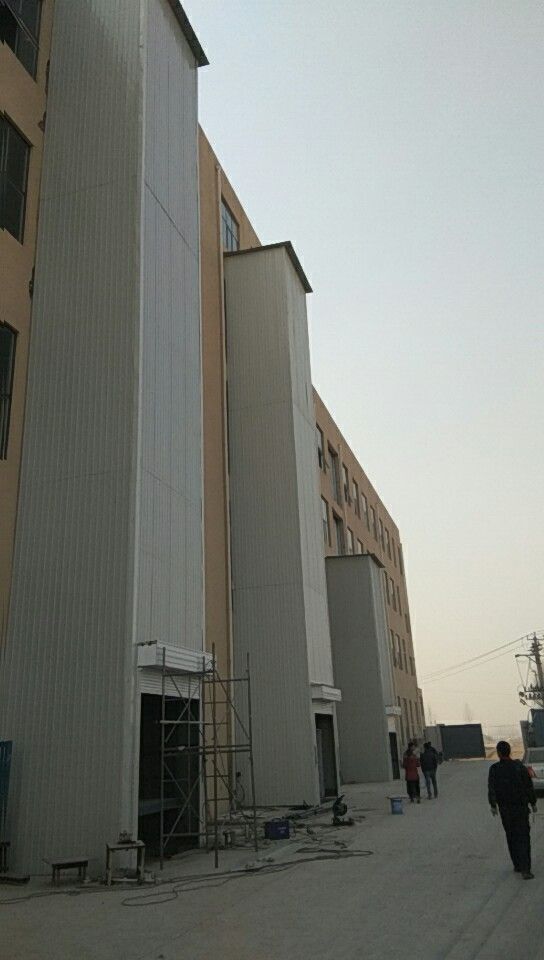 外防护货梯 室外货梯